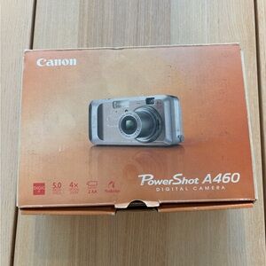 Canon digital camera PowerShot A460 (I)